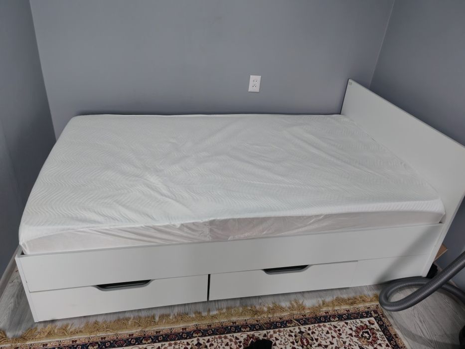 Кровать 120x200см