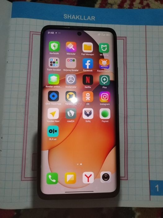 Redmi note 13 pro pilus 5 G  sotilade ideal sastayana