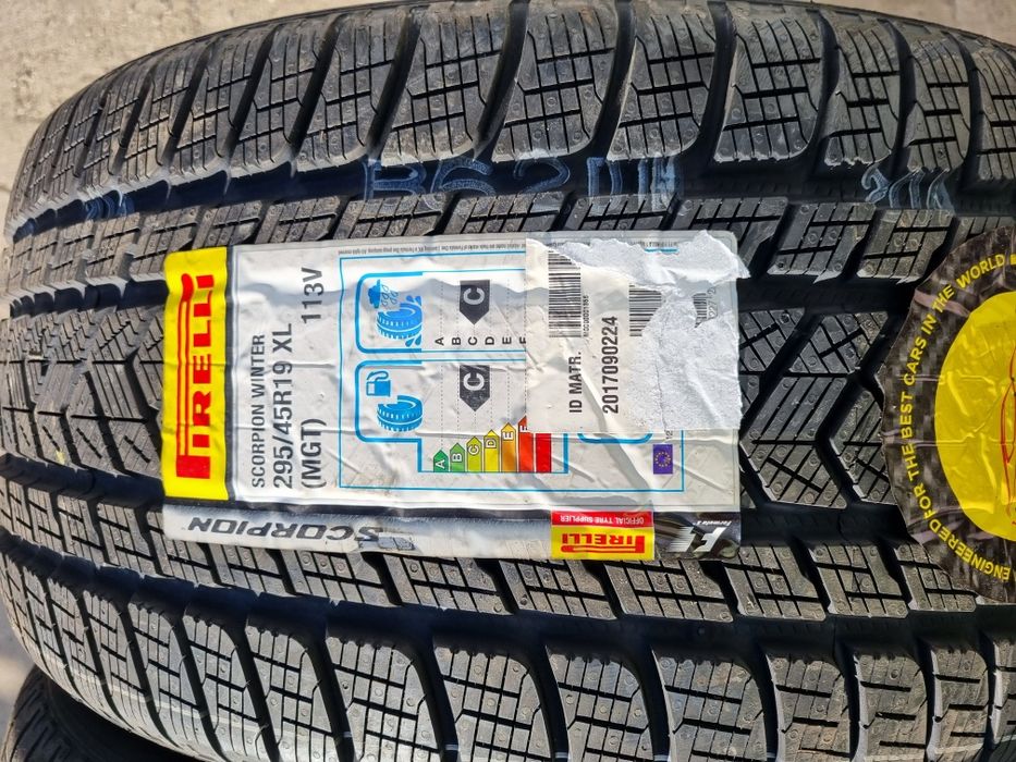 4 anvelope iarna NOI PIRELLI 295/45/19 dot 2019 pret per bucata