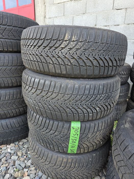 Anvelope de iarna 205 50 16 kumho