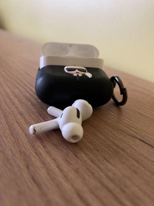 Оригинални Apple AirPods – първа генерация