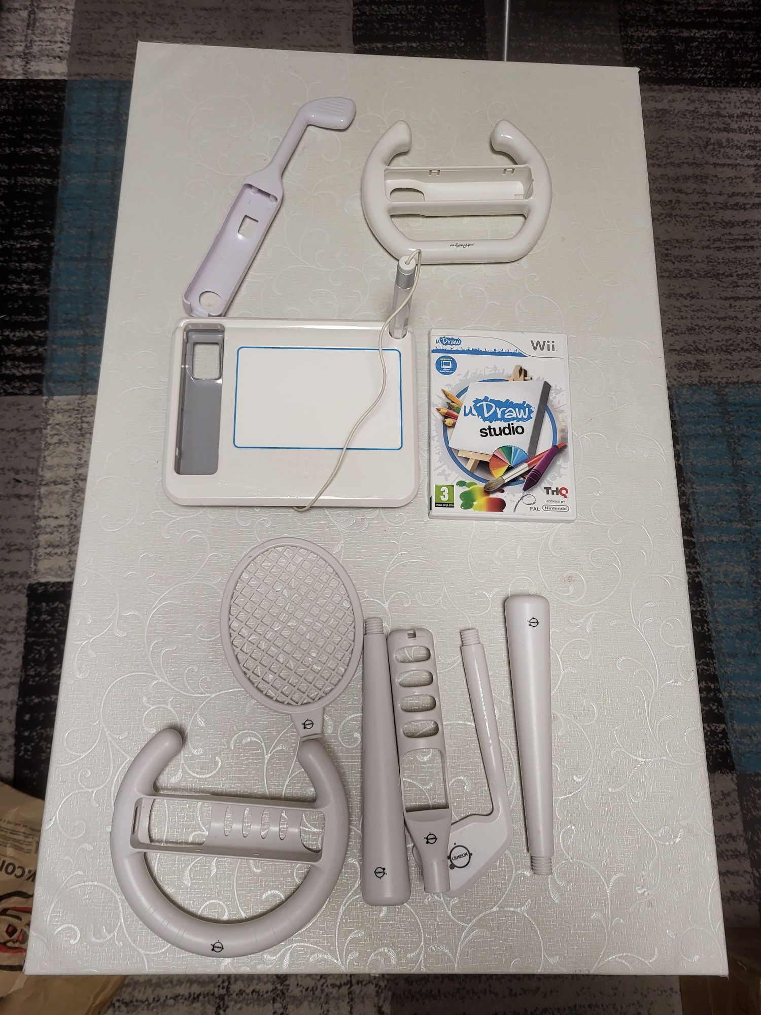 Accesorii Wii. Volan. Paleta. Maneta. Citiți descrierea Anunțului  !
