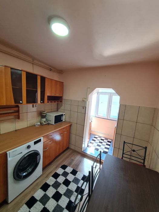 Apartament 2 camere , decomandat ,