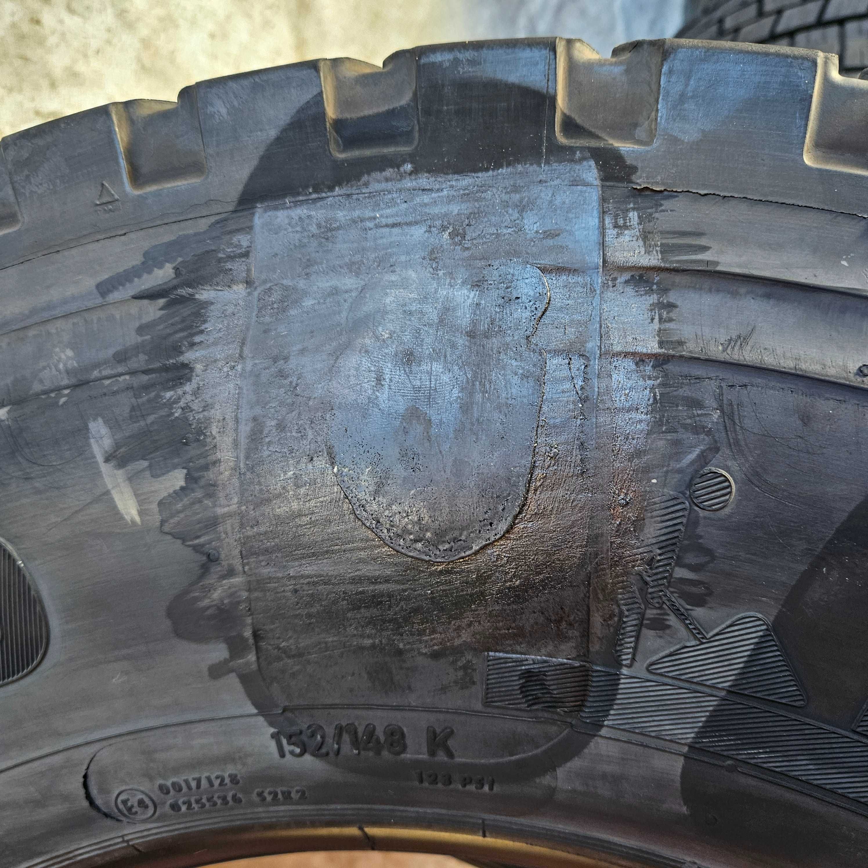 2 Тежкотоварни гуми 12R22.5 Continental Construction HSC1 152/148K M+S