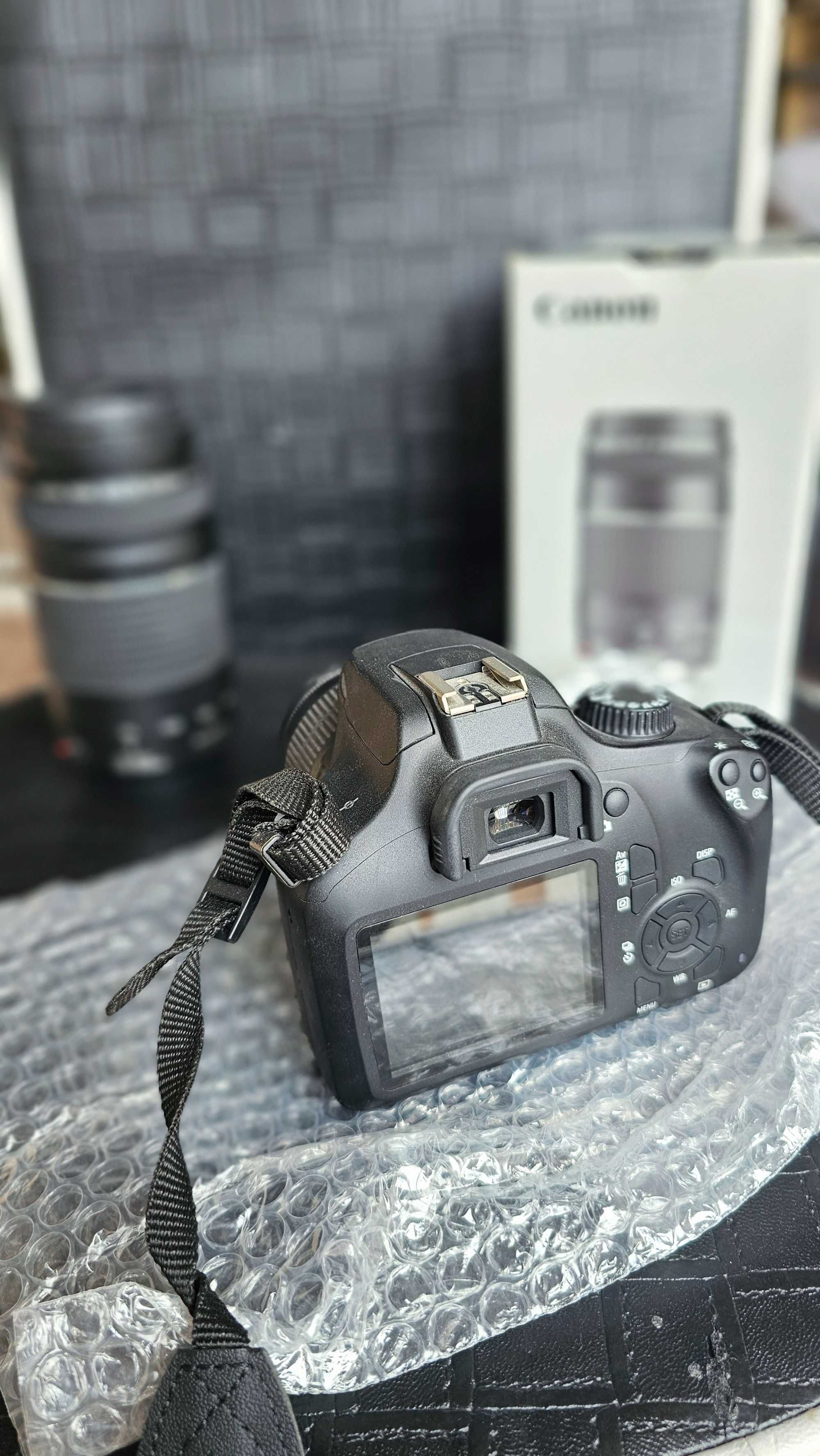 CANON EOS 4000D EF-S 18-55+75-300 18.0 MPx, WI-FI