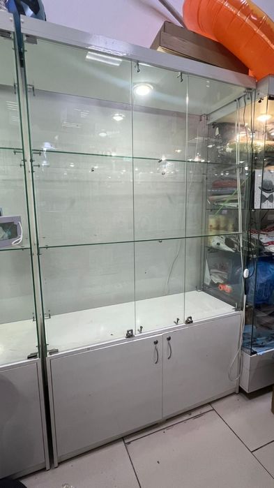 Витрина на магазин