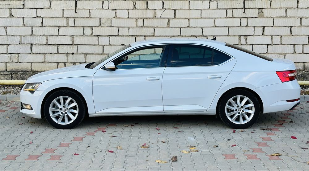 Skoda Superb 2016 2.0 Tdi 150 Cai Full Led Navi Mare Piele