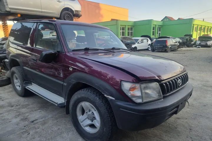 bara fata armatura capota trager stop tripla far prag centura centuri  punte jug  Toyota Land Cruiser Prado, J90, an 1998, dezmembrez