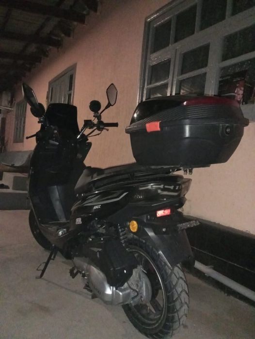 MAXI скутер 150сс