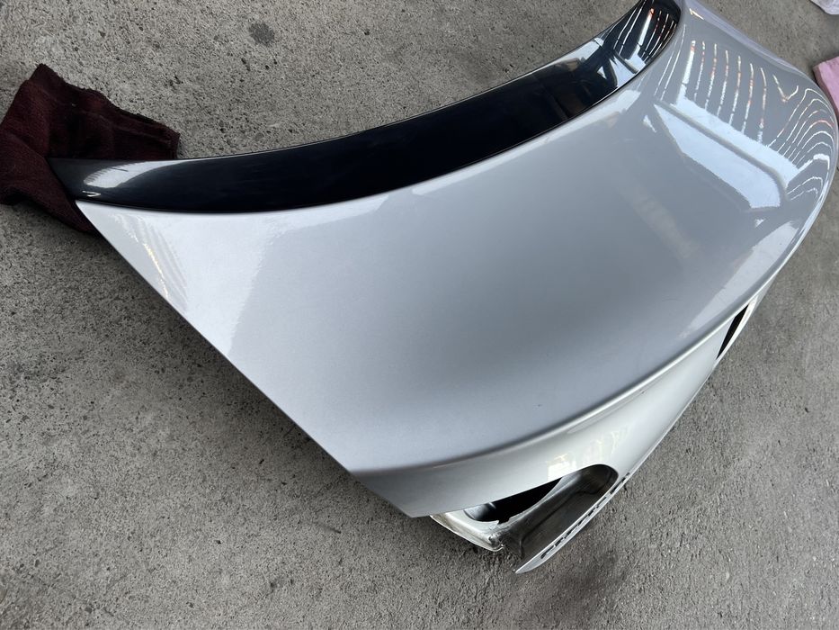 Capota portbagaj haion pt vw passat cc gri cod culoare la7w.
