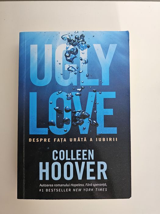 Vand carti noi si in stare buna