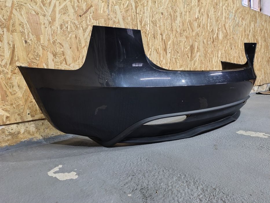 Bara spate Tesla model 3 an 2023-2025