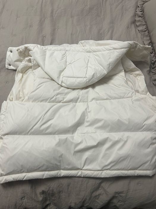 Елек Calvin Klein