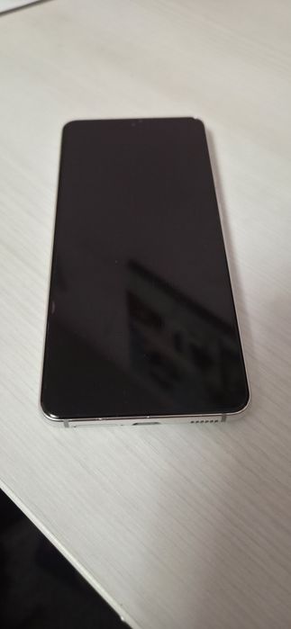 Vând samsung s21 5 g