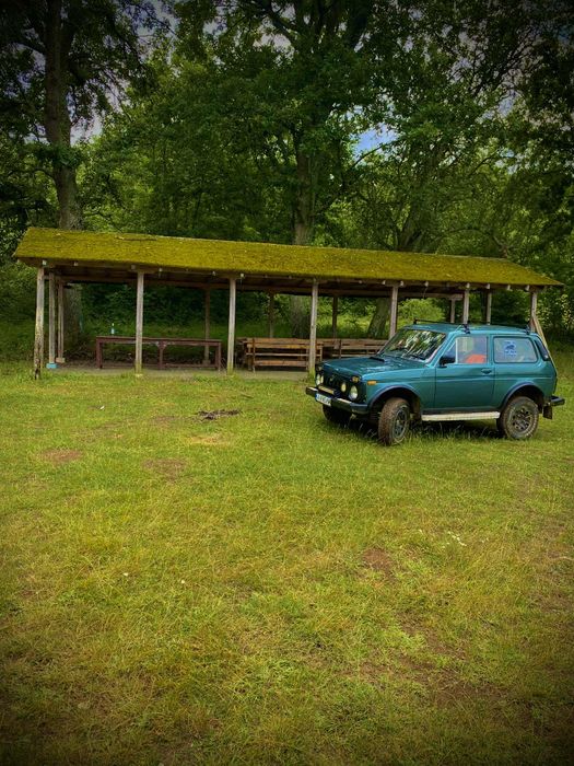 Продавам Лада Нива, перфектна!