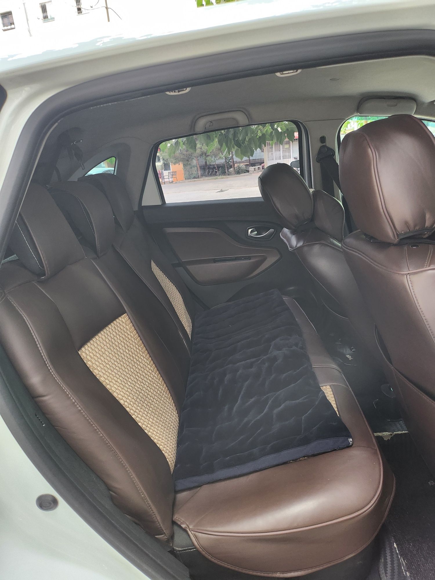Lada xray 2017 1.8 a/k
