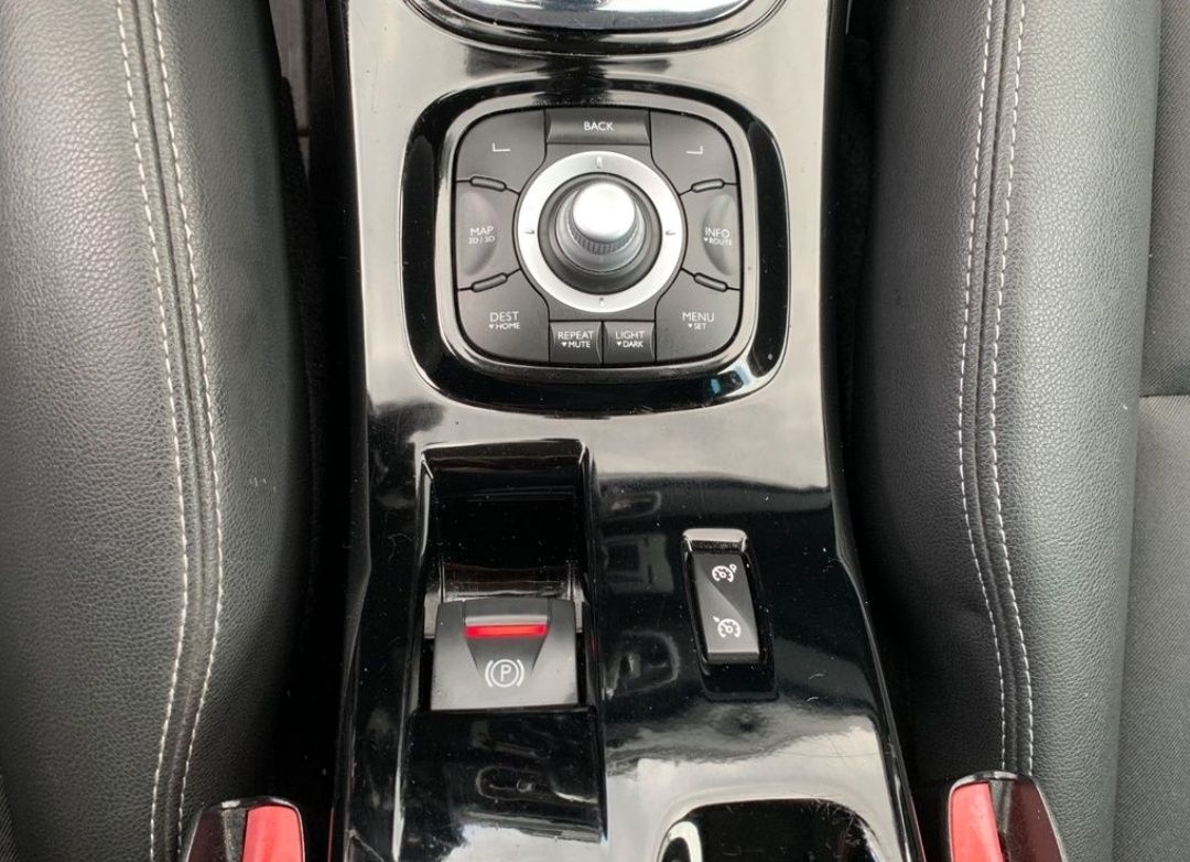 Renault Megane 1.5 DCI Bose 2012 neagra în stare foarte bună