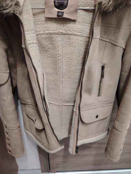 Зимно кожухче,бежав цвят