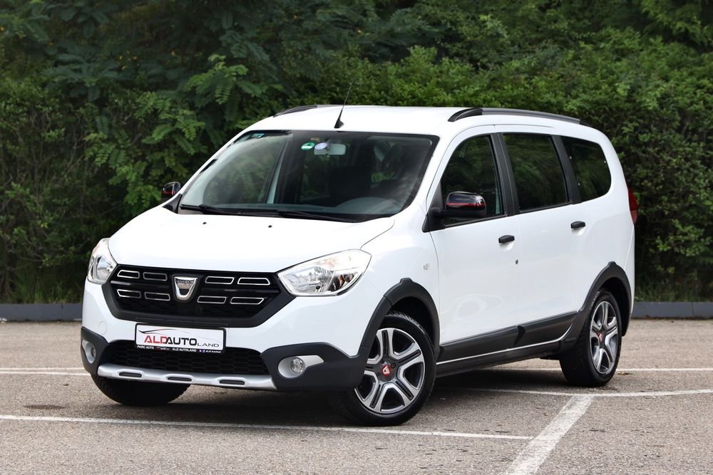 Dacia Lodgy 7 Locuri * Aer Conditionat * Navigatie * Camera spate * Bluetooth
