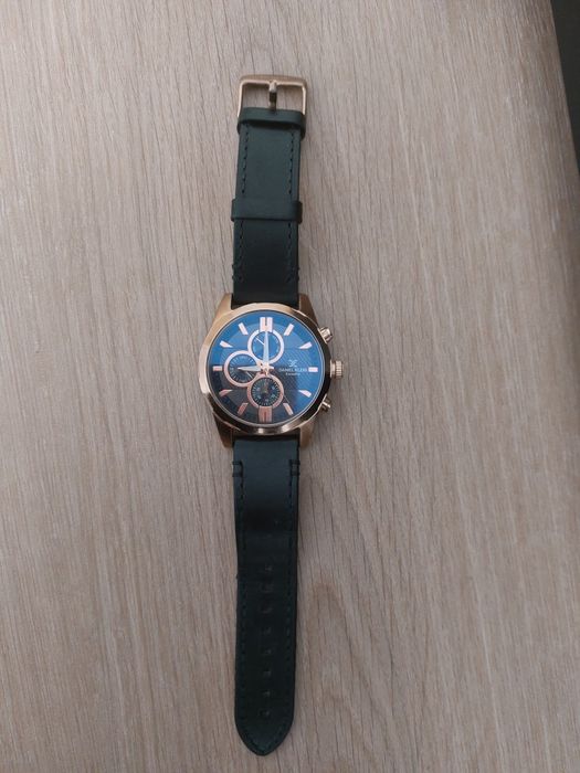 Часовник Daniel Klein