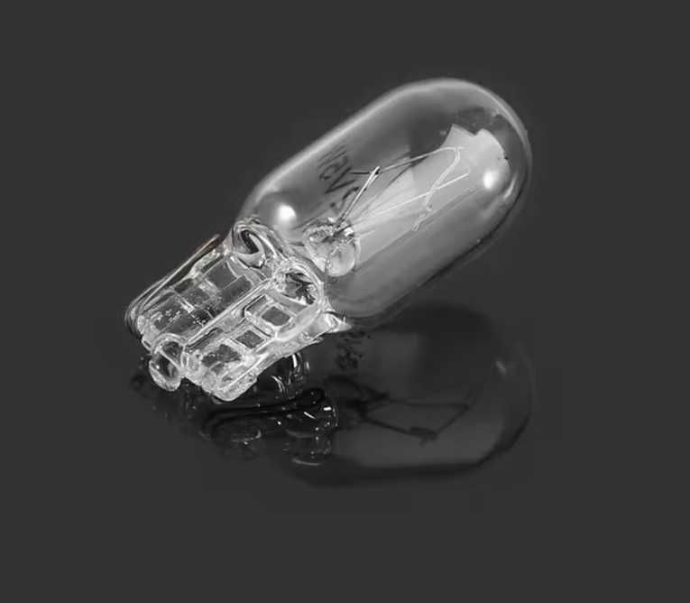 W5W крушка 3000K