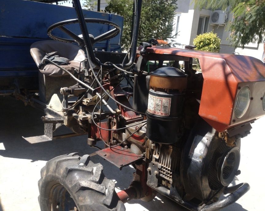 Vând Motocultor cu remorcă Ruggerini 4x4
