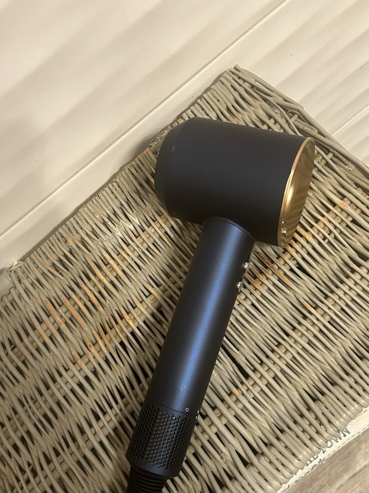 Uscator Dyson Supersonic
