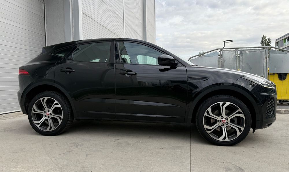 Jaguar E-Pace Panoramic Automat