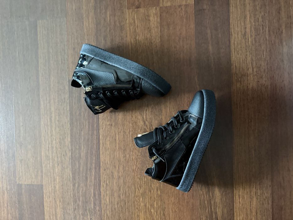 Giuseppe zanotti 42