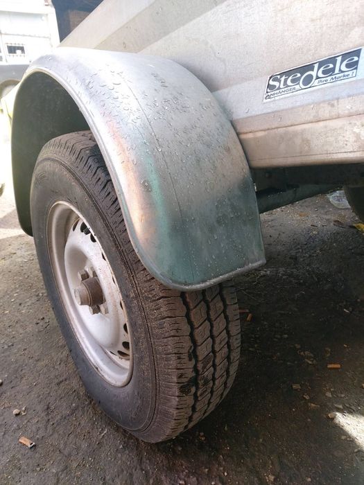 Продавам ремарке