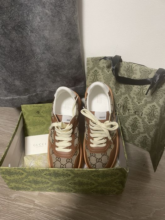 Дамски Обувки Gucci 40номер.