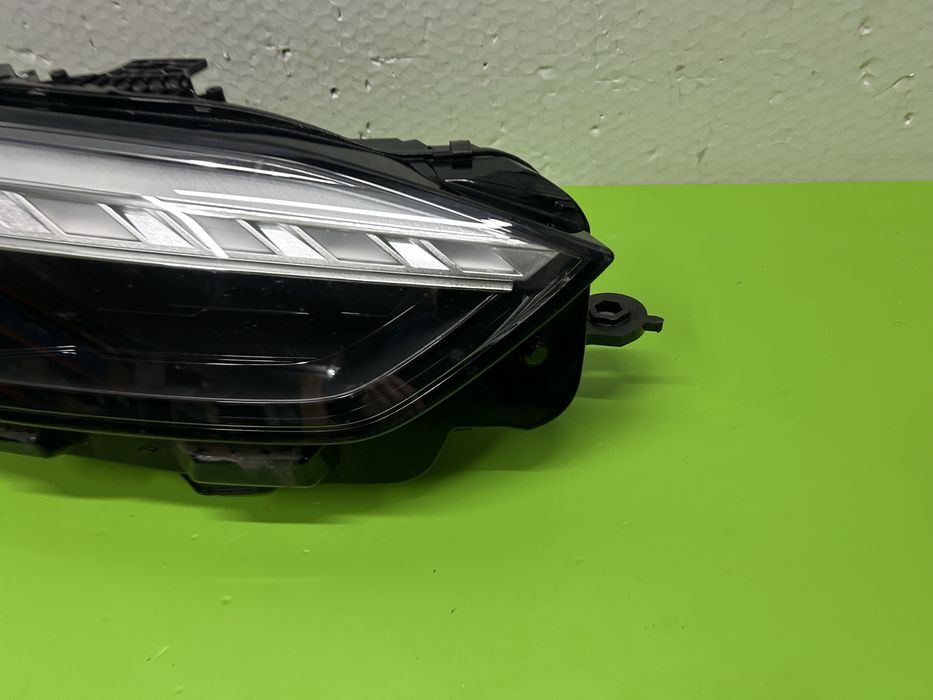Far Audi A5 B9 8w6 facelift Matrix full led adaptiv dreapta 2021-2024