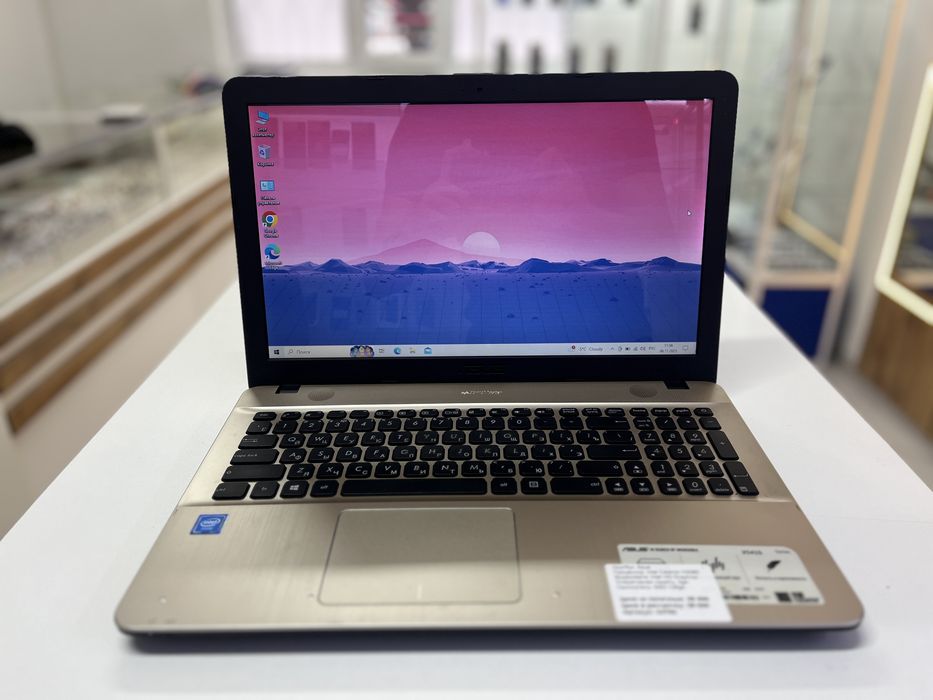 Ноутбук Asus SonicMaster