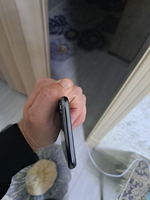 iPhone x в хорошем состоянии