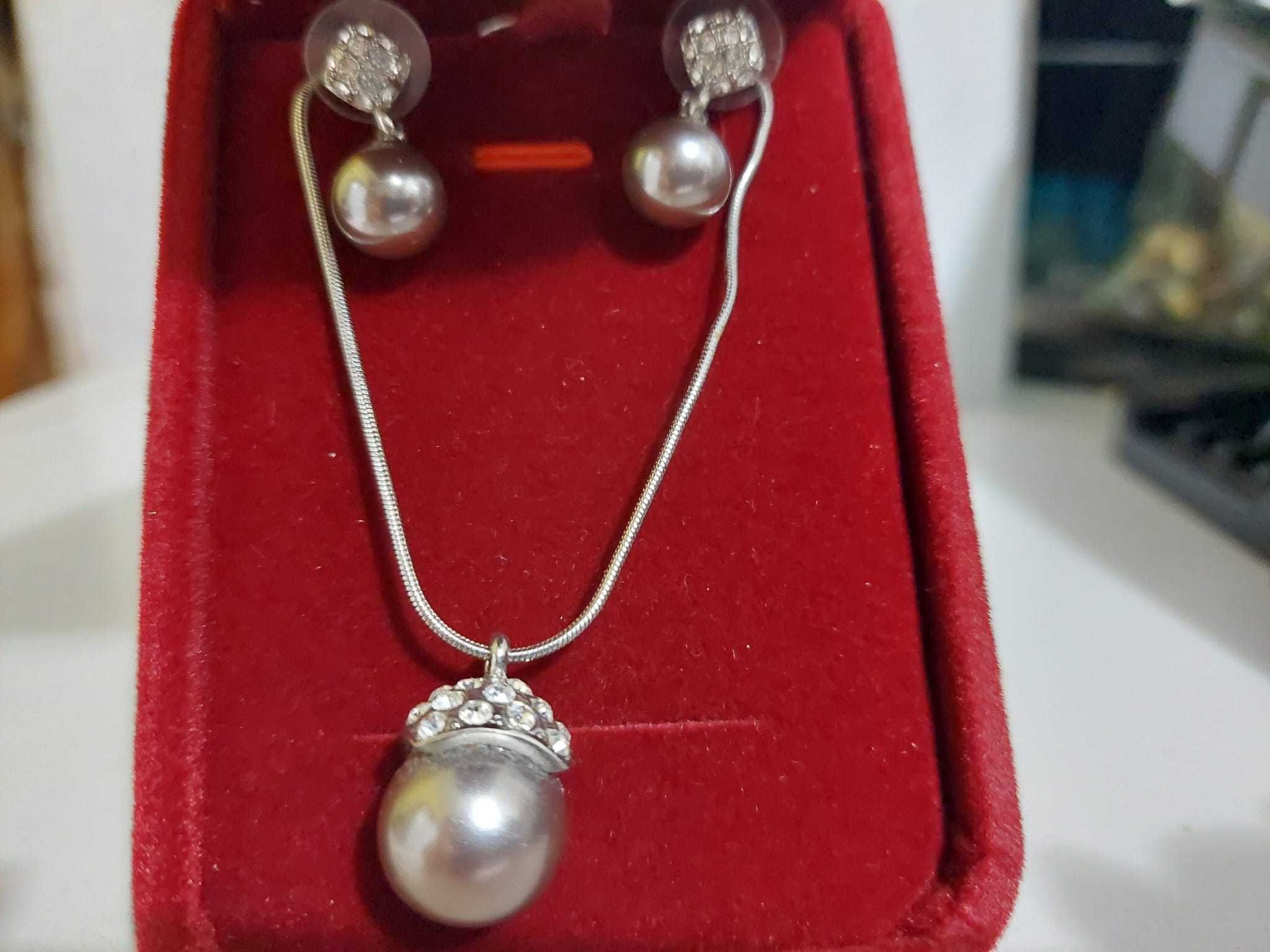 Set din perle tahitiene, NOU cu cristale