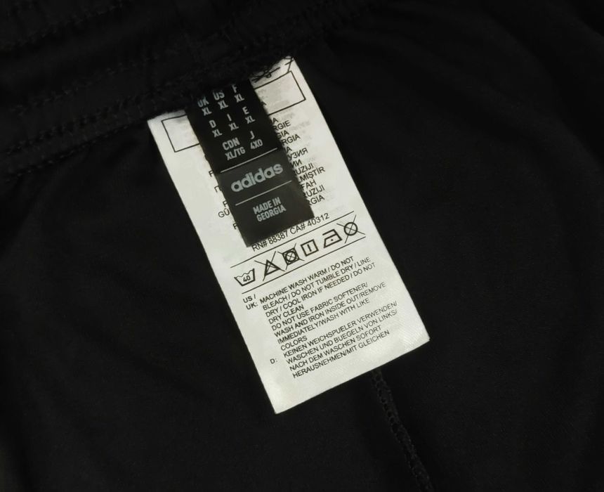 Pantaloni scurti Adidas Aeroready Black