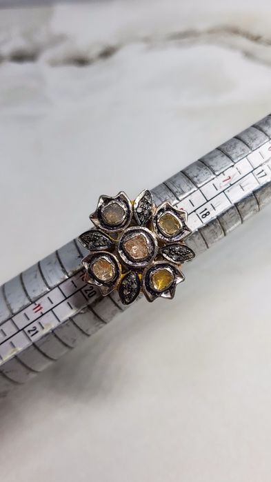 Inel din aur de 14K cu diamante naturale țintuite în argint