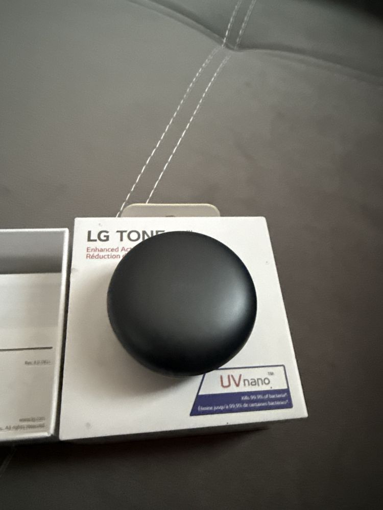 Слушалки LG TONE Free