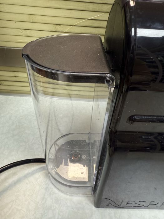 Кафемашина Nespresso Inissia Black