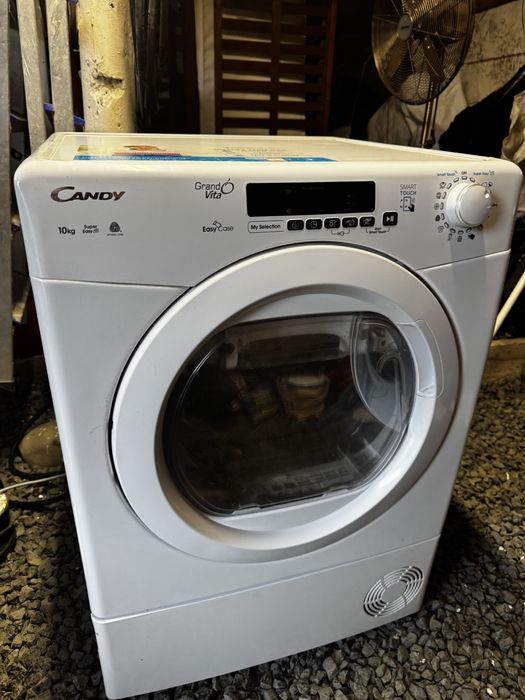 Uscator Candy Grand Vita 850 lei