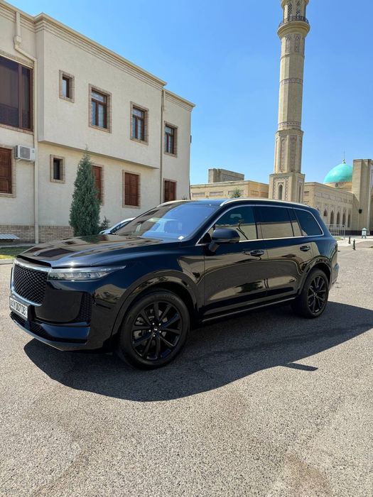 Lixiang lione продаётся