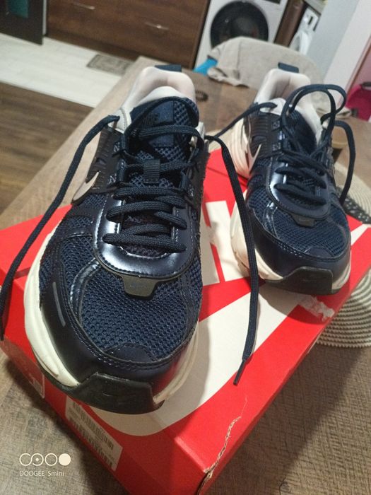 Nike v2k 44 номер 100% оригинал