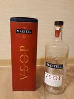 Бутилка с кутия от коняк Martell V.S.О.Р red barrels за колекция