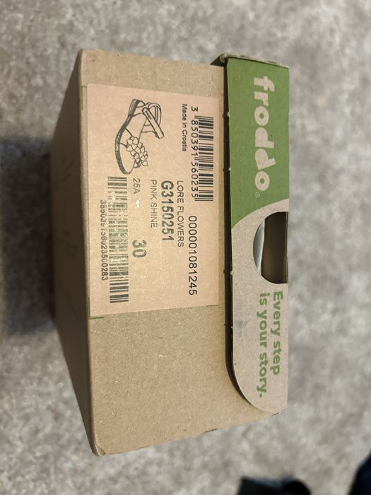 Vand sandale Froddo noi marimea 30