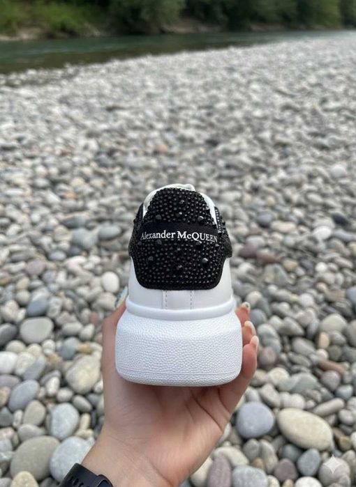 Alexander Mc Q u e e n Pietre - Full BOX