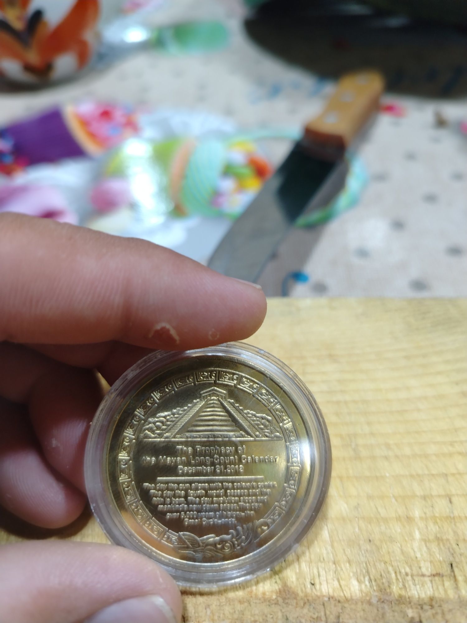 Памятная монета в стиле майя, 4х4см

200 грн.