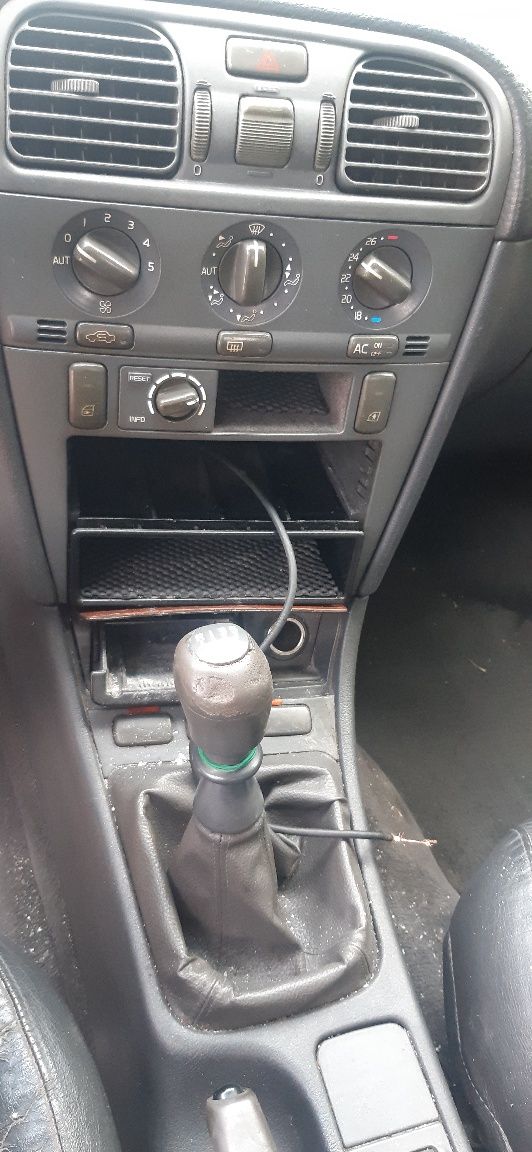 Volvo V40 2.0I 140HP