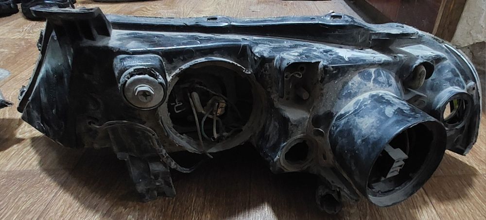 Фары Нексия 2 бу в среднем состоянии