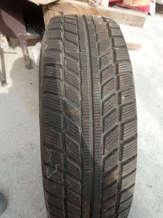 Продаются балоны на Волгу зимние в отличном состоянии