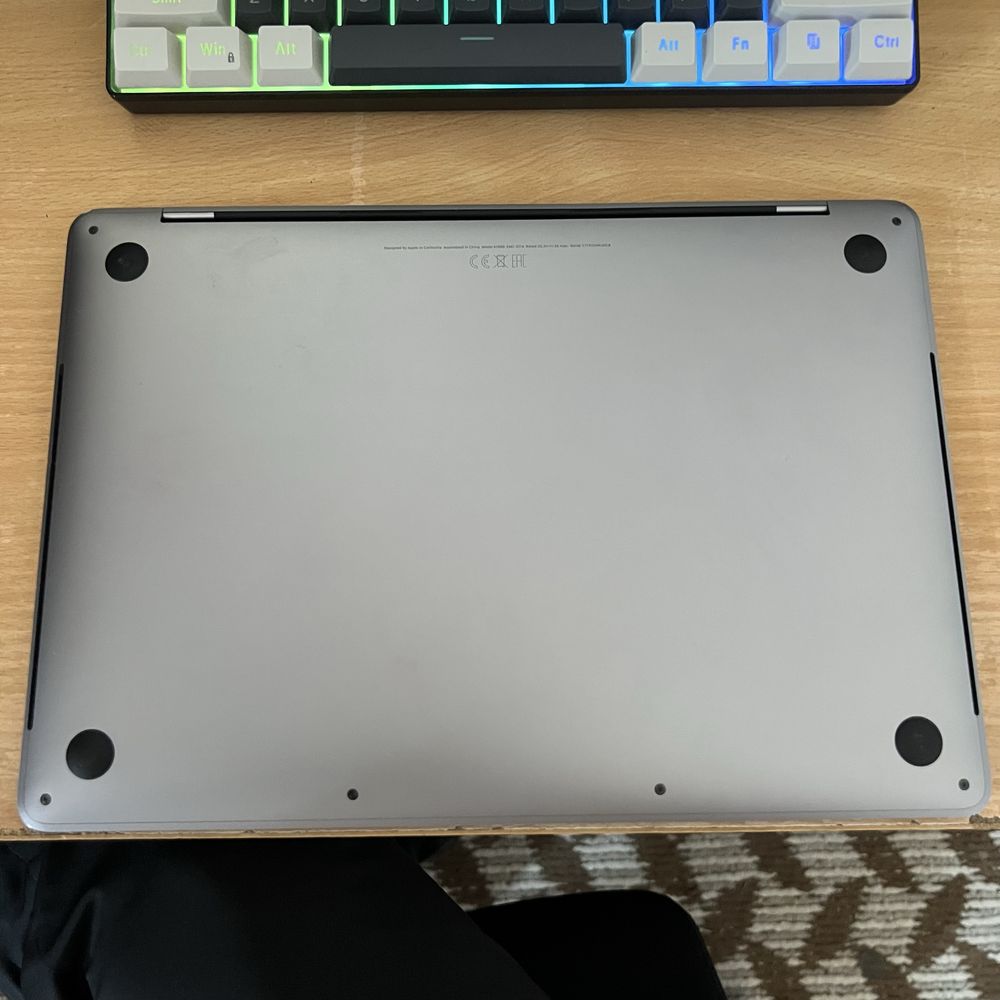 MacBook Pro 2018 i5/8/256 Ideal obmen iPhone Samsung S Playstation 5